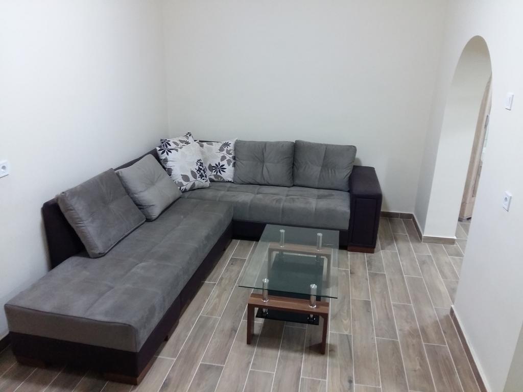 Rijeka Crnojevića Apartment Radovan מראה חיצוני תמונה
