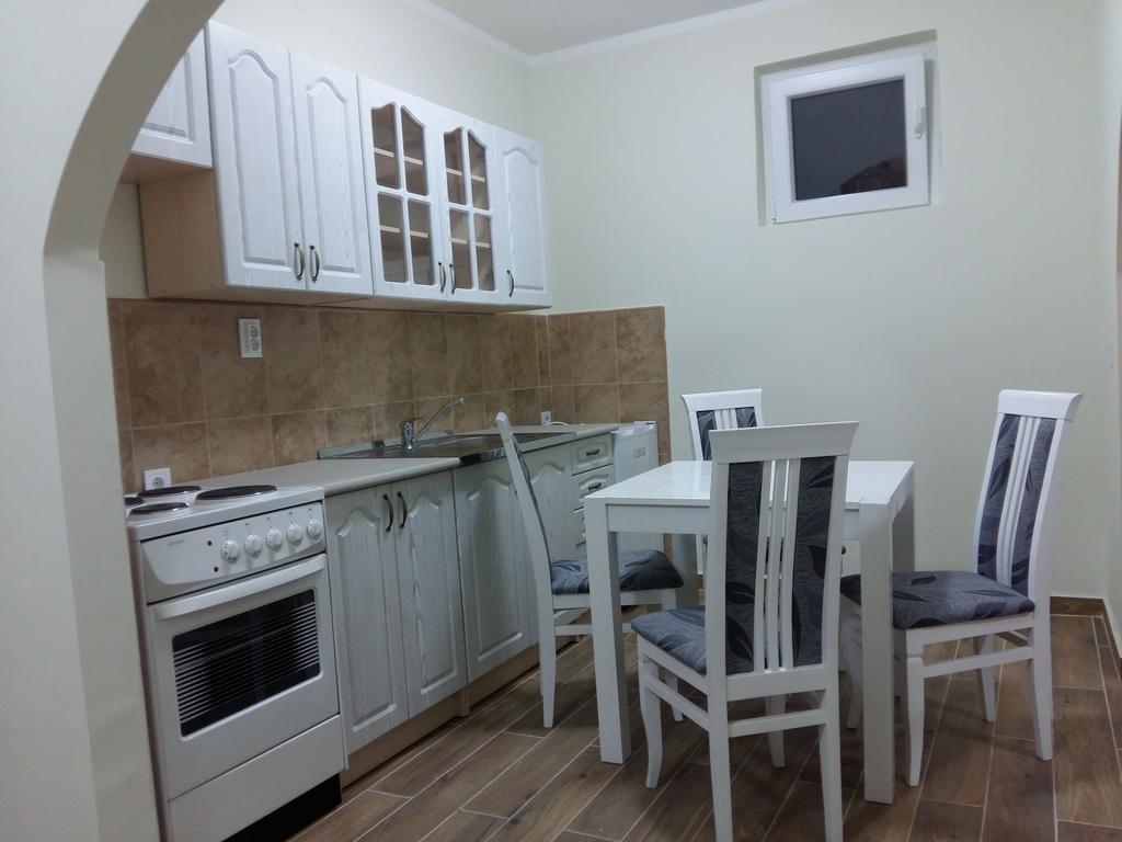 Rijeka Crnojevića Apartment Radovan מראה חיצוני תמונה
